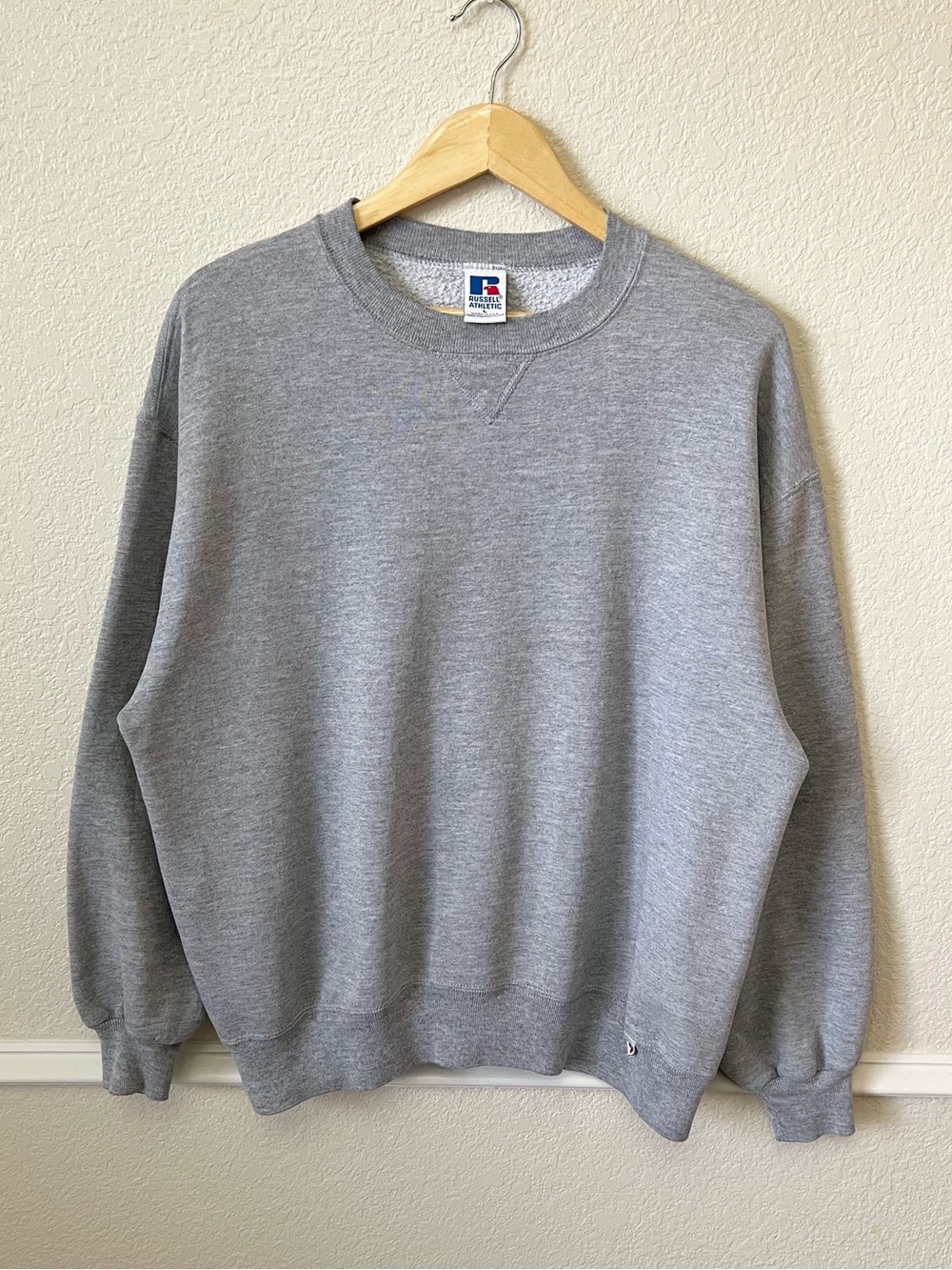 RUSSELL ATHLETIC Vintage 90’s Crewneck Pullover Sweater Boxy Large Grey USA Made
